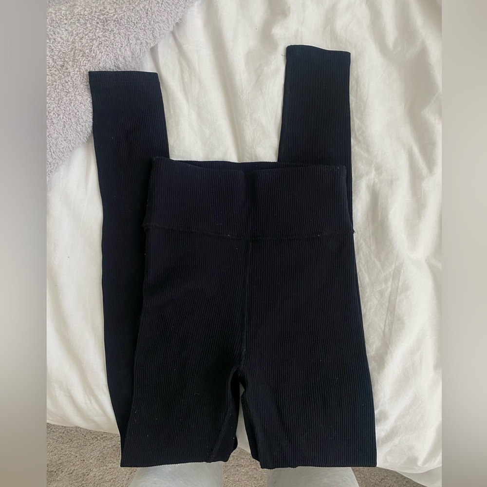 Black Ribbed Leggings